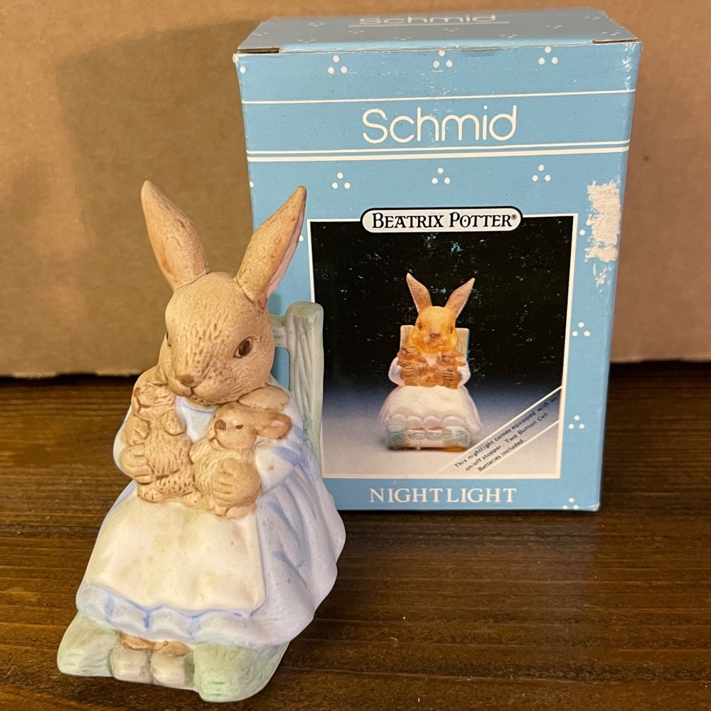 Vintage 1990 Schmid Mrs. Rabbit "Mom & Babies" Night Light 411-046